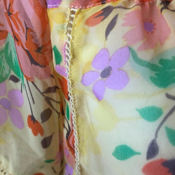 Selena Gomez Dream Out Loud floral sheer - Picture 8 of 10